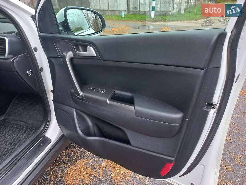 Внедорожник / Кроссовер Kia Sportage 2019 в Киеве