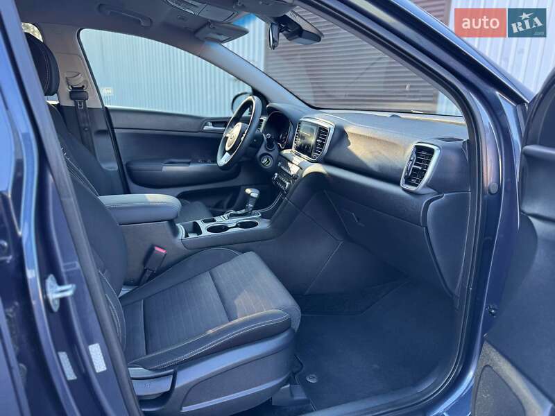 Внедорожник / Кроссовер Kia Sportage 2019 в Киеве фото 30 Внедорожник / Кроссовер Kia Sportage 2019 в Киеве