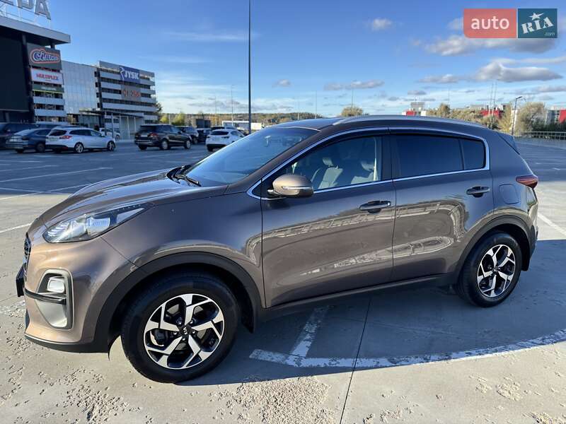 Позашляховик / Кросовер Kia Sportage 2021 в Харкові фото 16 Позашляховик / Кросовер Kia Sportage 2021 в Харкові
