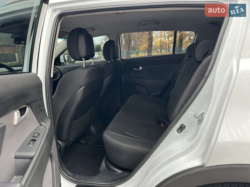 Внедорожник / Кроссовер Kia Sportage 2011 в Виннице