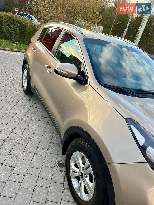 Позашляховик / Кросовер Kia Sportage 2016 в Тернополі фото 6 Позашляховик / Кросовер Kia Sportage 2016 в Тернополі