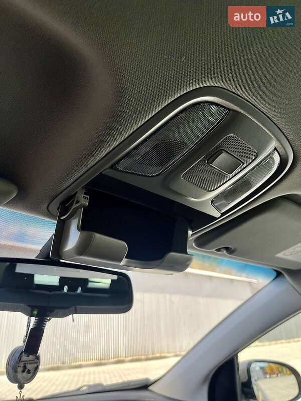 Позашляховик / Кросовер Kia Sportage 2016 в Тернополі фото 87 Позашляховик / Кросовер Kia Sportage 2016 в Тернополі