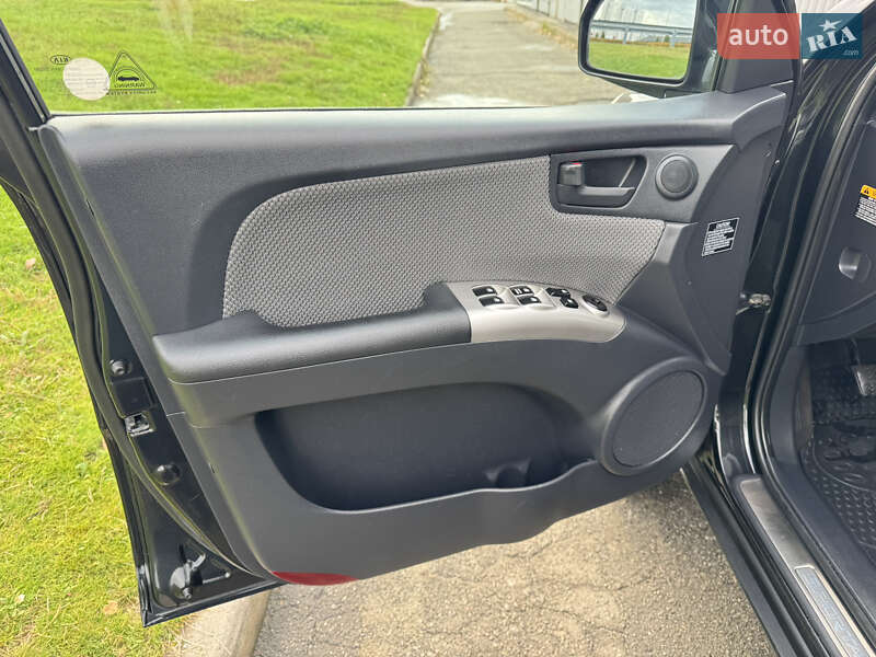 Позашляховик / Кросовер Kia Sportage 2008 в Києві