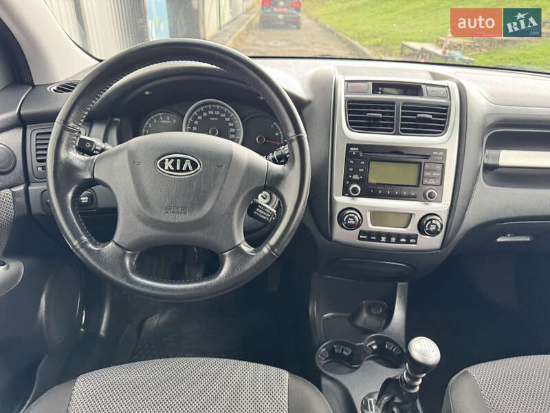 Позашляховик / Кросовер Kia Sportage 2008 в Києві