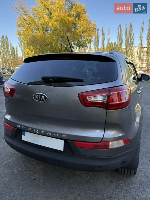 Позашляховик / Кросовер Kia Sportage 2011 в Павлограді