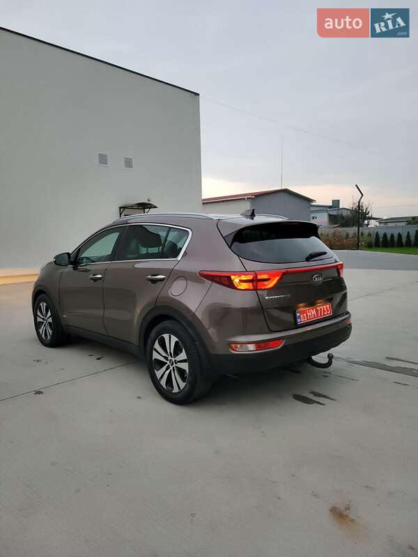 Позашляховик / Кросовер Kia Sportage 2016 в Луцьку