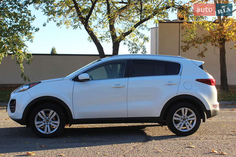 Позашляховик / Кросовер Kia Sportage 2017 в Дніпрі