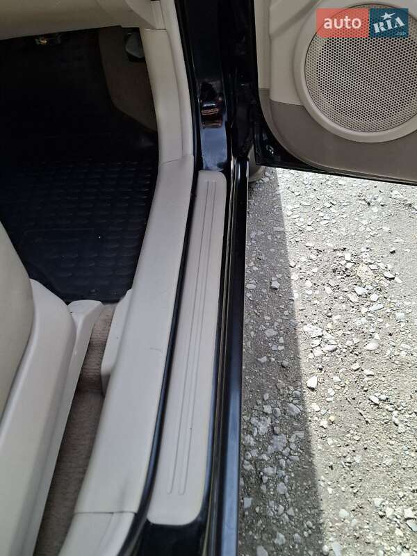 Внедорожник / Кроссовер Kia Sportage 2006 в Ровно