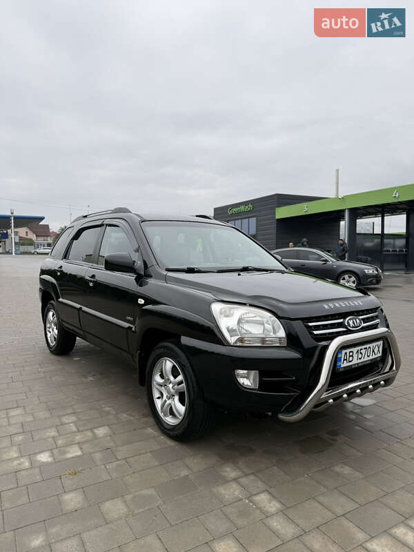 Внедорожник / Кроссовер Kia Sportage 2006 в Каменец-Подольском