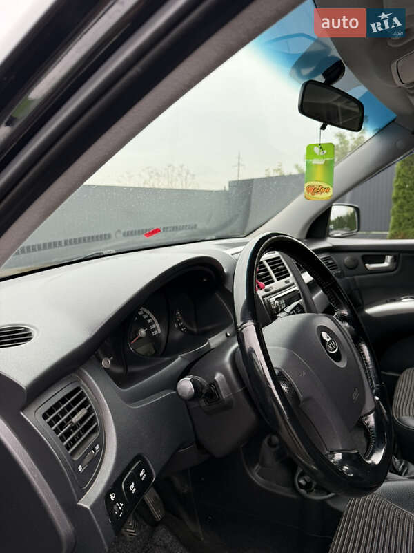 Внедорожник / Кроссовер Kia Sportage 2006 в Каменец-Подольском