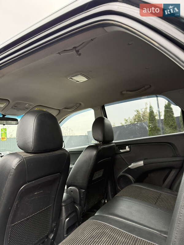 Внедорожник / Кроссовер Kia Sportage 2006 в Каменец-Подольском