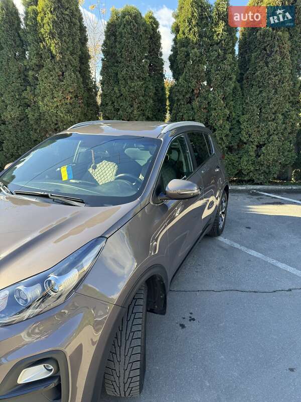 Позашляховик / Кросовер Kia Sportage 2020 в Тернополі фото 23 Позашляховик / Кросовер Kia Sportage 2020 в Тернополі