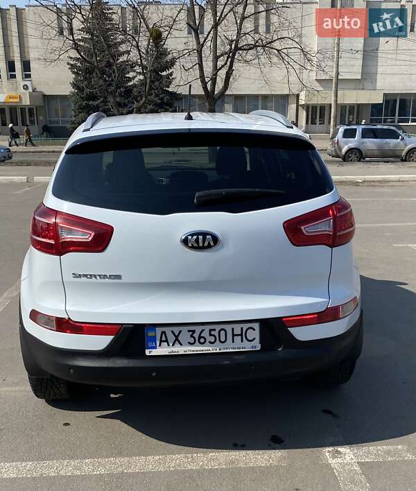 Внедорожник / Кроссовер Kia Sportage 2012 в Кривом Роге