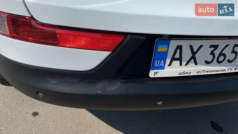 Внедорожник / Кроссовер Kia Sportage 2012 в Кривом Роге