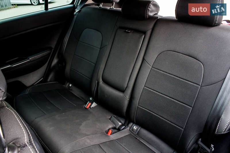 Внедорожник / Кроссовер Kia Sportage 2018 в Львове