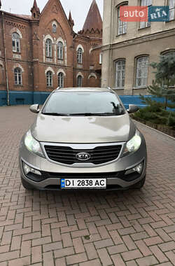 Внедорожник / Кроссовер Kia Sportage 2011 в Сумах