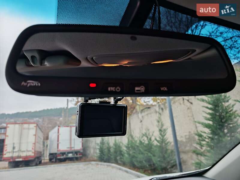 Внедорожник / Кроссовер Kia Sportage 2015 в Могилев-Подольске