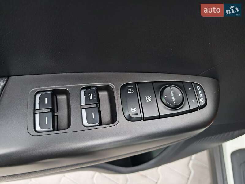 Внедорожник / Кроссовер Kia Sportage 2015 в Могилев-Подольске