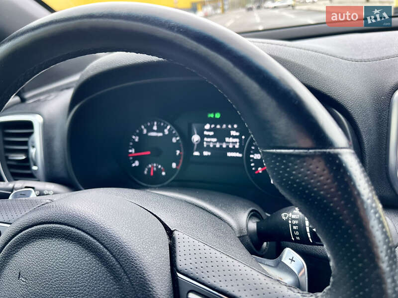 Внедорожник / Кроссовер Kia Sportage 2016 в Киеве