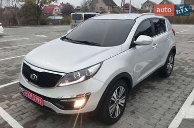 Внедорожник / Кроссовер Kia Sportage 2015 в Киеве