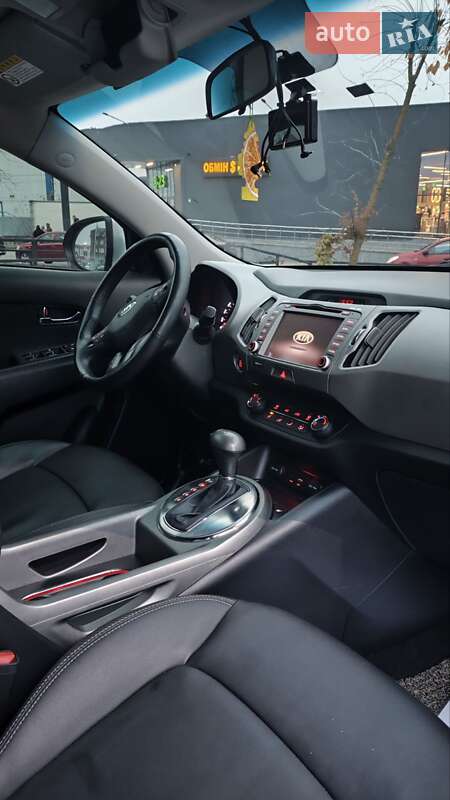Внедорожник / Кроссовер Kia Sportage 2015 в Киеве