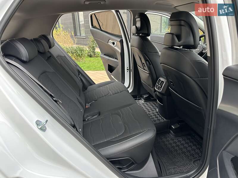 Внедорожник / Кроссовер Kia Sportage 2024 в Киеве