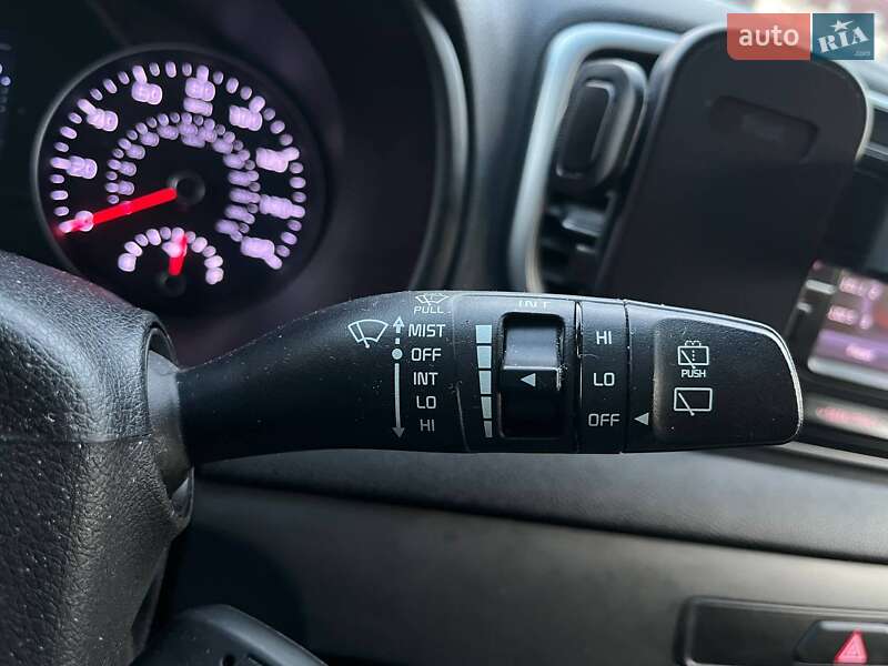 Позашляховик / Кросовер Kia Sportage 2016 в Києві фото 23 Позашляховик / Кросовер Kia Sportage 2016 в Києві