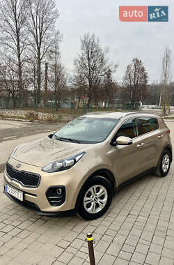 Внедорожник / Кроссовер Kia Sportage 2016 в Тернополе