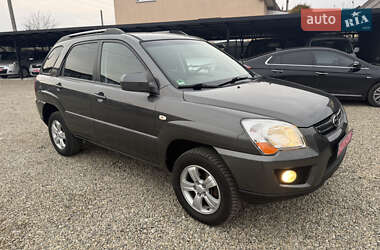 Внедорожник / Кроссовер Kia Sportage 2010 в Калуше