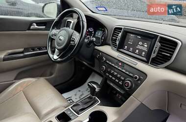 Внедорожник / Кроссовер Kia Sportage 2016 в Луцке