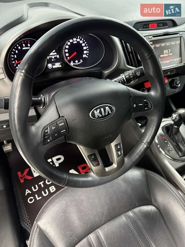 Позашляховик / Кросовер Kia Sportage 2013 в Одесі