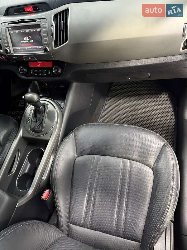 Позашляховик / Кросовер Kia Sportage 2013 в Одесі