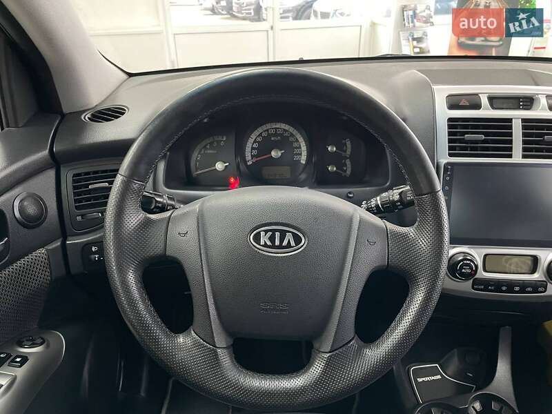 Позашляховик / Кросовер Kia Sportage 2008 в Києві