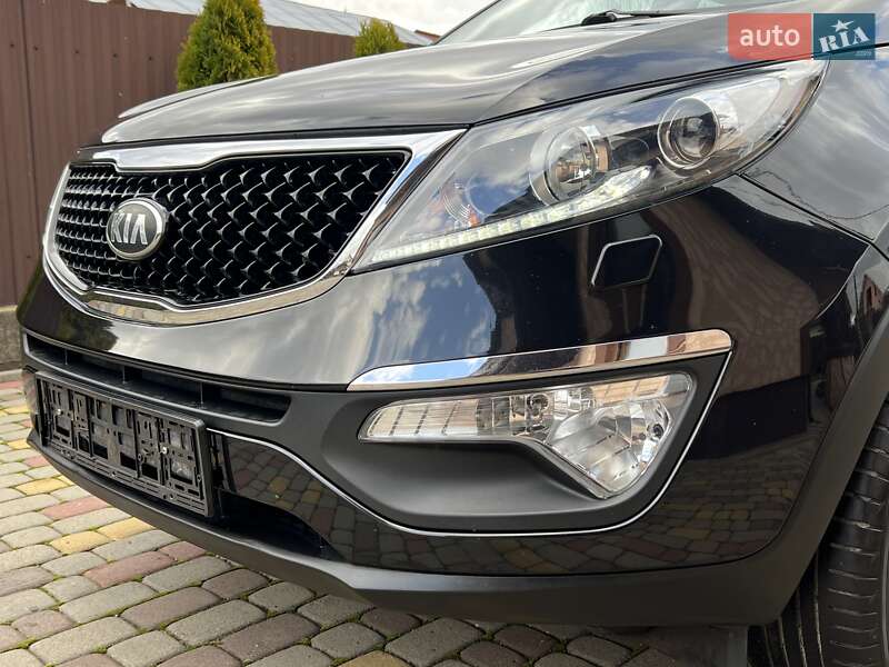 Позашляховик / Кросовер Kia Sportage 2014 в Івано-Франківську
