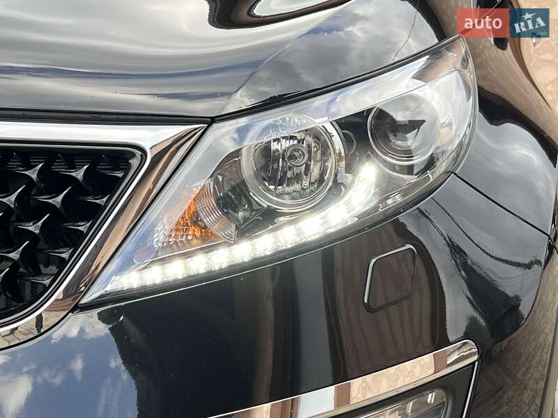 Позашляховик / Кросовер Kia Sportage 2014 в Івано-Франківську
