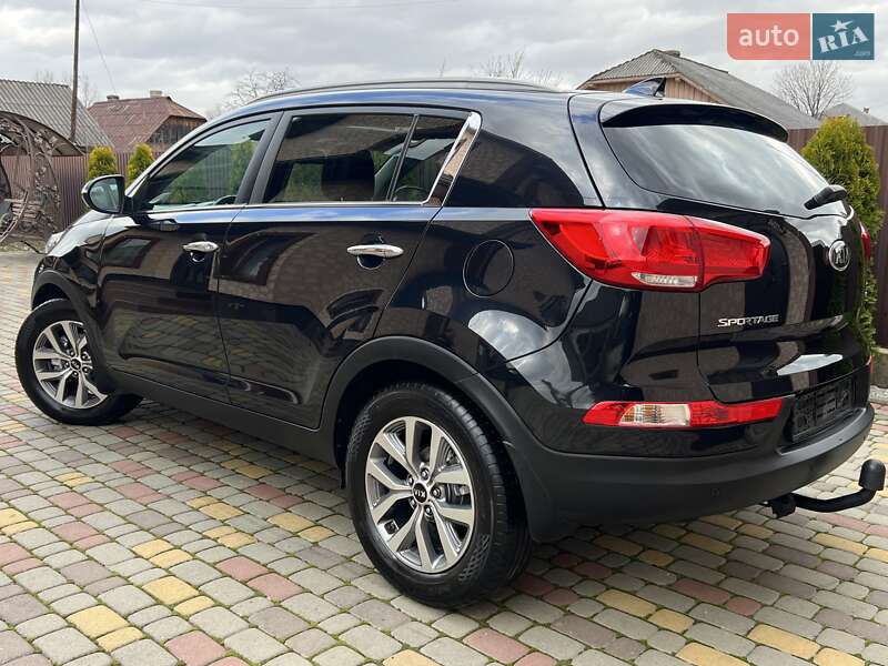 Позашляховик / Кросовер Kia Sportage 2014 в Івано-Франківську