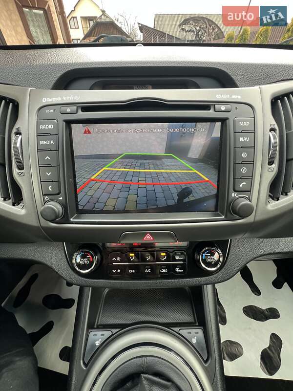 Позашляховик / Кросовер Kia Sportage 2014 в Івано-Франківську