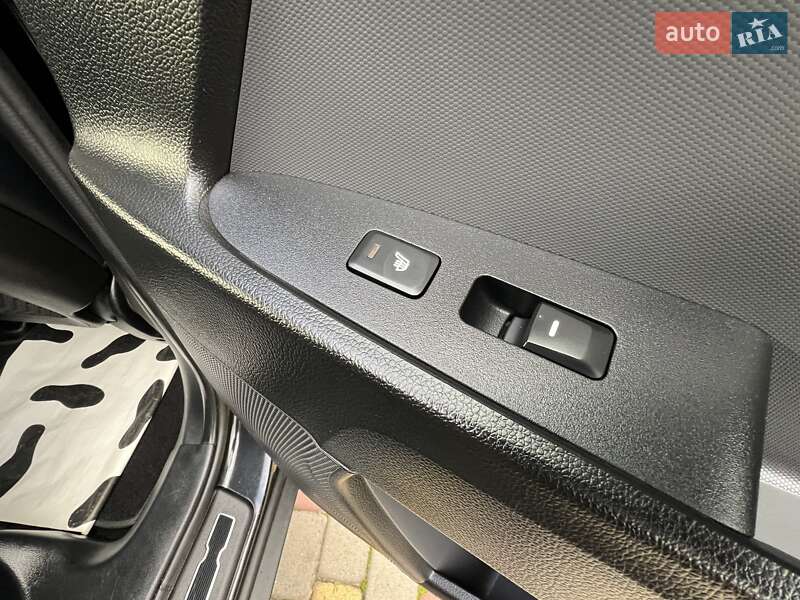 Позашляховик / Кросовер Kia Sportage 2014 в Івано-Франківську