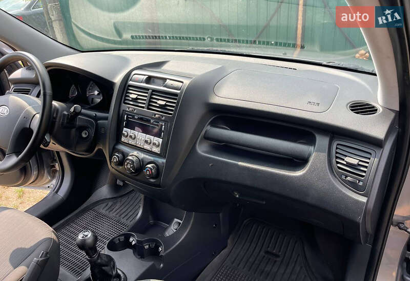 Внедорожник / Кроссовер Kia Sportage 2008 в Ракитном