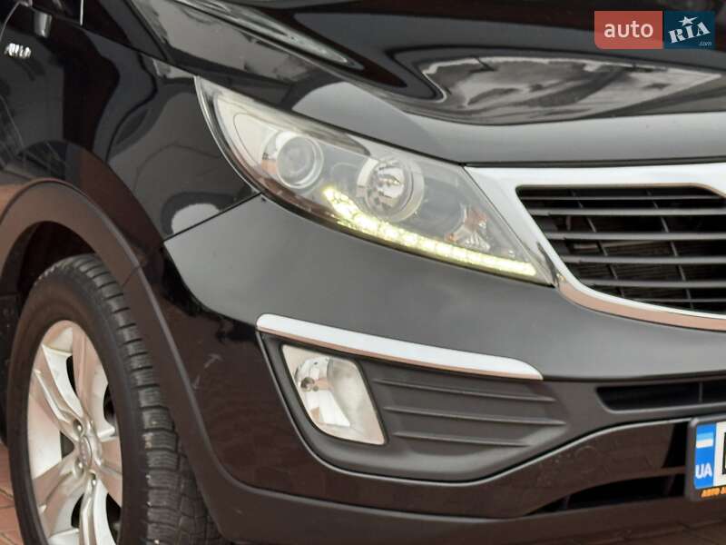 Внедорожник / Кроссовер Kia Sportage 2012 в Одессе