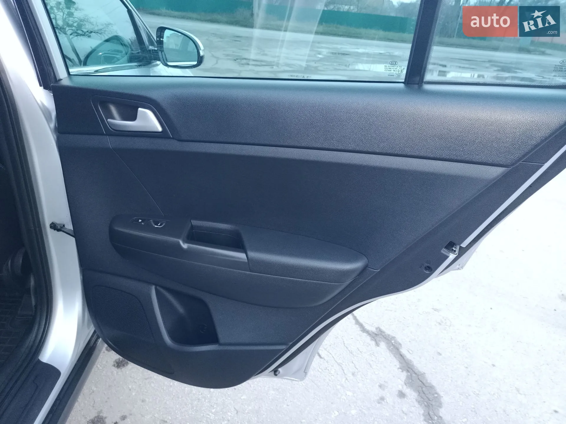 Kia Sportage 2017 VIN U5YPG814AHL409383 фото оголошення 34 з 54