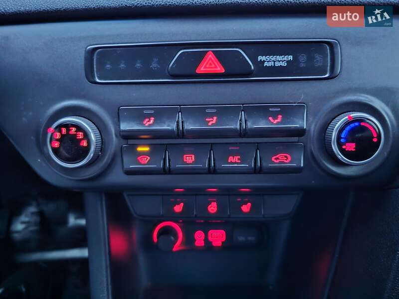 Внедорожник / Кроссовер Kia Sportage 2016 в Одессе