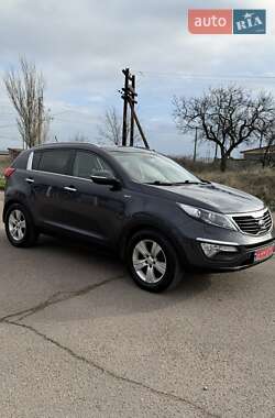 Позашляховик / Кросовер Kia Sportage 2012 в Южноукраїнську