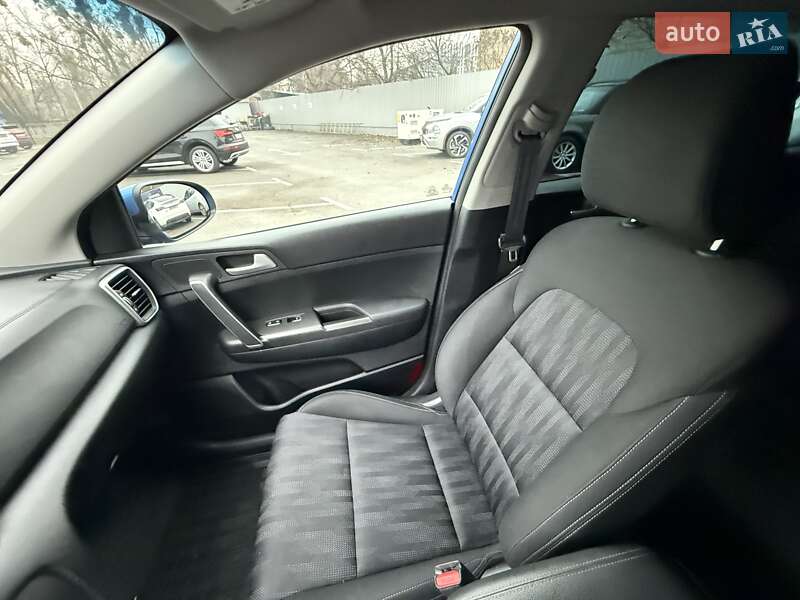 Внедорожник / Кроссовер Kia Sportage 2021 в Киеве