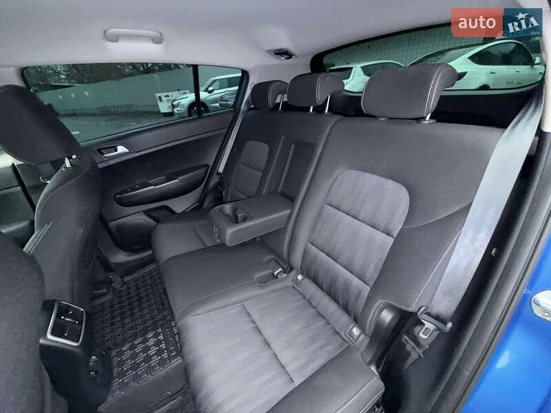 Внедорожник / Кроссовер Kia Sportage 2021 в Киеве