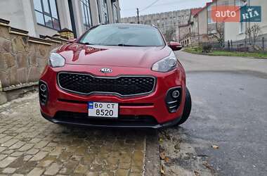 Внедорожник / Кроссовер Kia Sportage 2016 в Тернополе