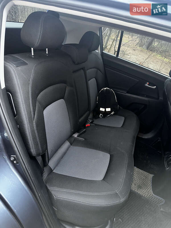 Внедорожник / Кроссовер Kia Sportage 2016 в Коростышеве