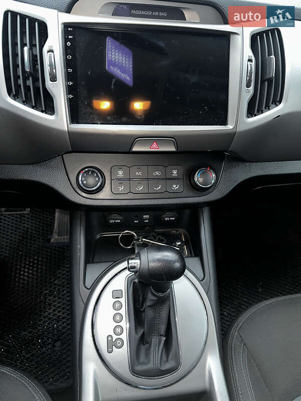 Внедорожник / Кроссовер Kia Sportage 2016 в Коростышеве