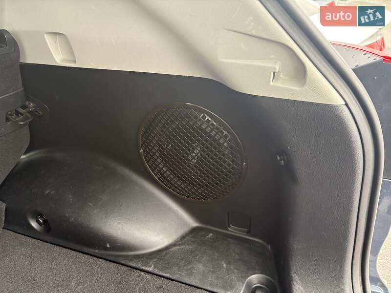 Внедорожник / Кроссовер Kia Sportage 2016 в Коростышеве