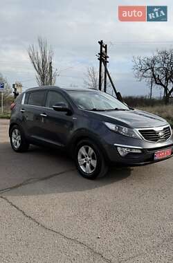 Внедорожник / Кроссовер Kia Sportage 2012 в Южноукраинске